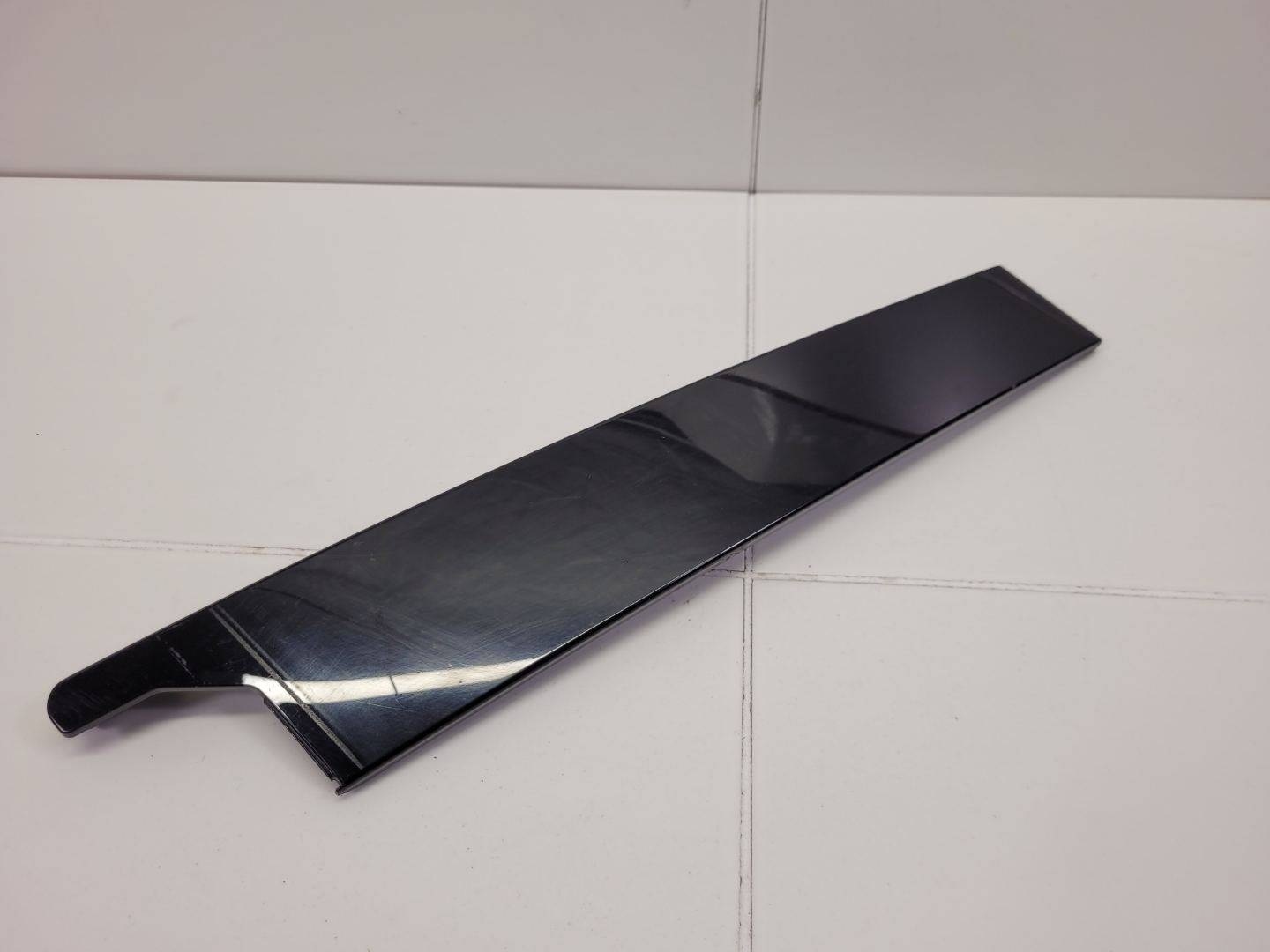 KAPI DİREK BANDI ÖN SOL 802856201R MEGANE IV | 802856201R