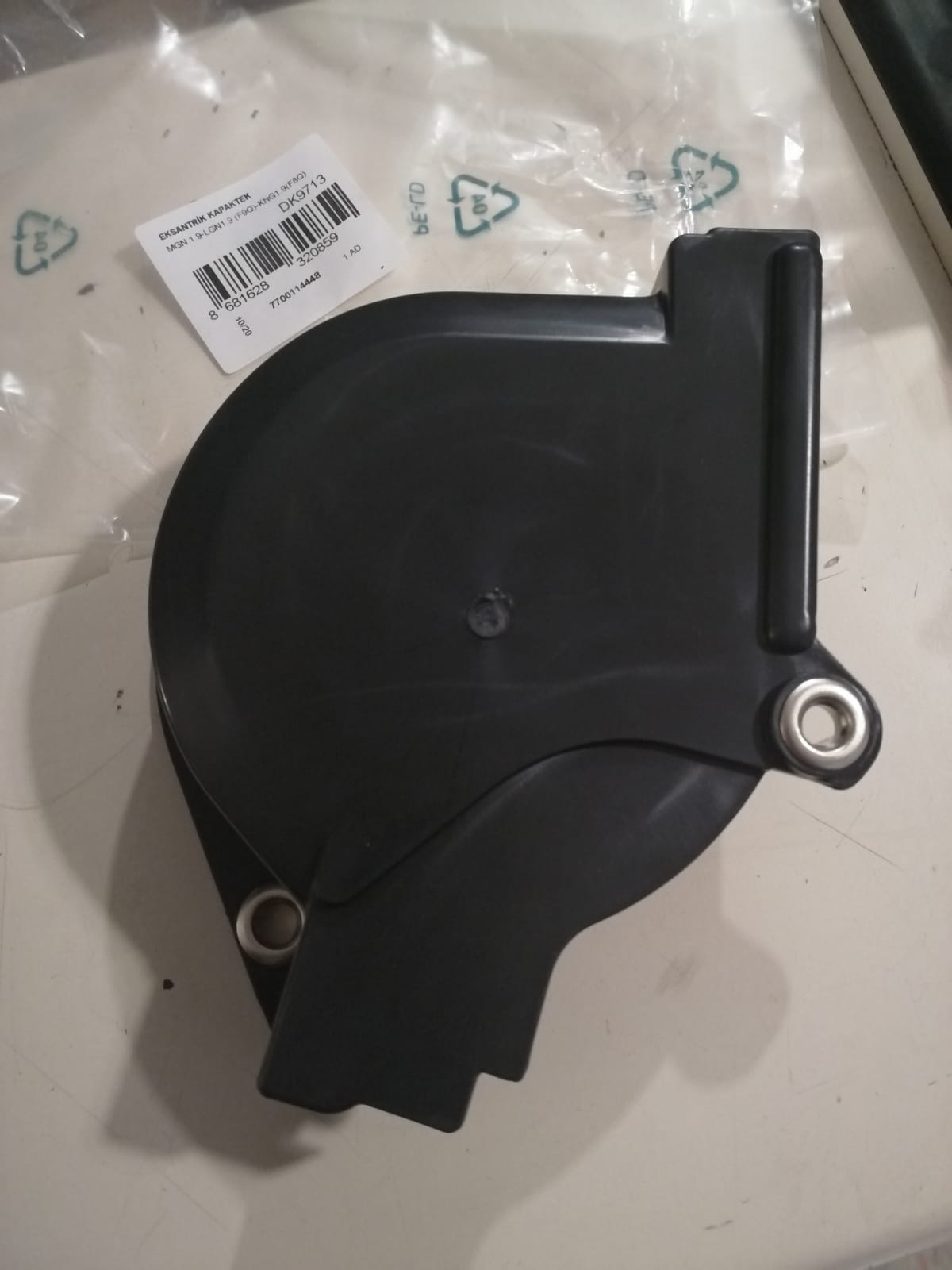 EKSANTRİK KAPAĞI KÜÇÜK DK9713 MEGANE LAGUNA 1.9 DCİ (F9Q) KANGO 1.9 DCİ (F8Q) | 7700114448