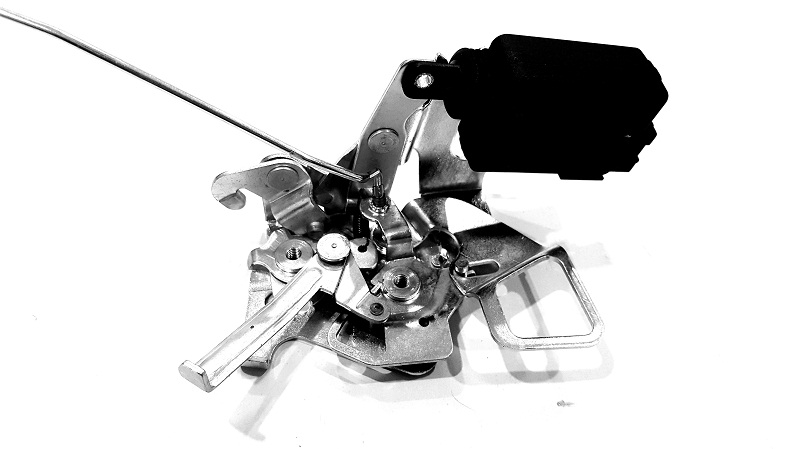KAPI KİLİDİ ÖN SAĞ EGK203 R9 ELEKTİRİKLİ MOTORLU